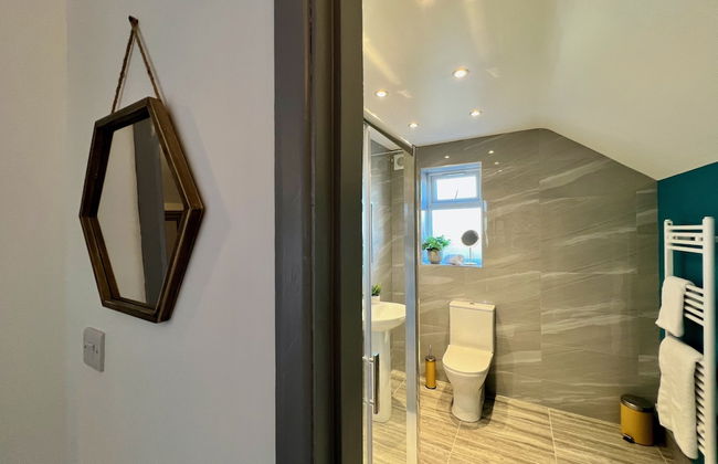 Curzon House 1 - Photo 32