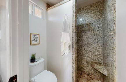 The Clubhouse by Coastline Vacation Rentals - Foto 13