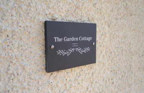 The Garden Cottage with Hot Tub - Foto 30