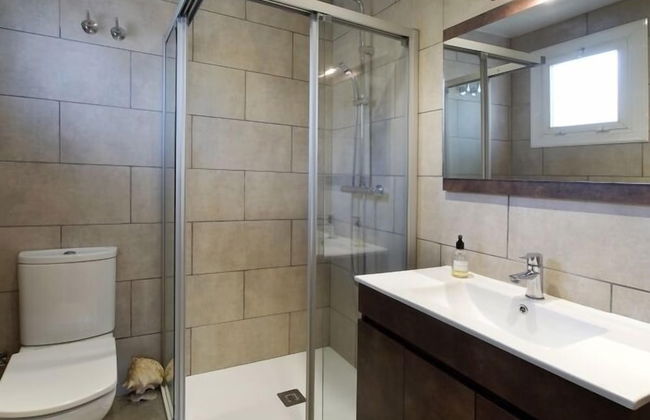 Shikara Be my Guest Castelldefles - Photo 16