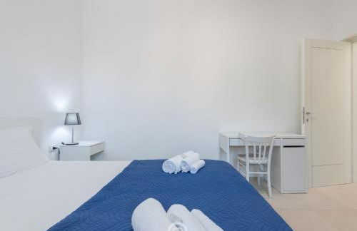 Sandy Retreat, Beachside Apartment with Terrace - Foto 16