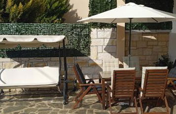 “Theeporto” Maisonette with pool - Photo 18