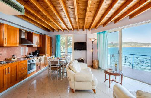 Salty Breeze - Photo 23