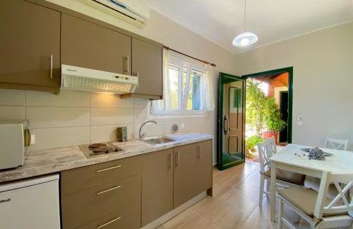 Asteraki Beach House by DadoVillas - Foto 20