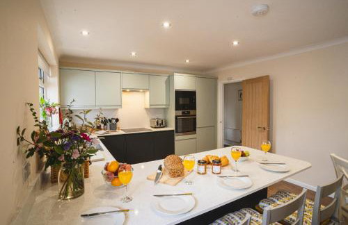 Little Hill Farm Villa - Photo 1