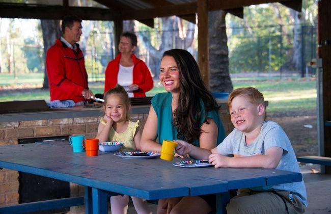 Ball Park Caravan Park - Foto 18