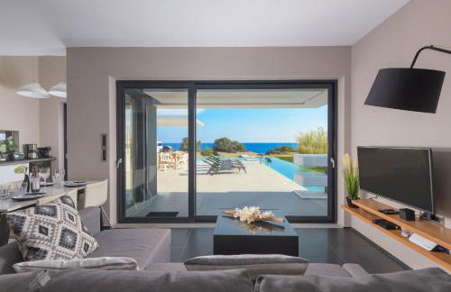 Albatross Beach Front Villas - Foto 44