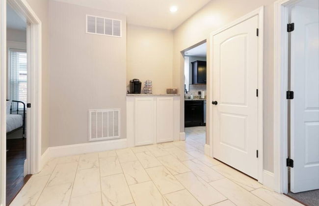 Cozy Family Home - Walk to MO Botanical Gardens - Photo 41