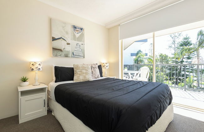 Bayview Beach Holiday Apartments - Photo 13