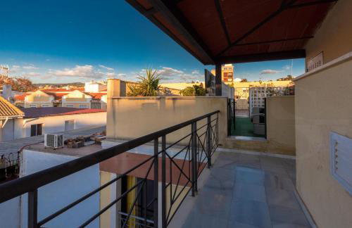 Modern Studio with Private Rooftop Terrace by REMS - Foto 7