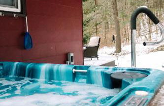 Hot Tub, Wood-burning Fireplace and 4 acres of Forest in Margaretville - Foto 1