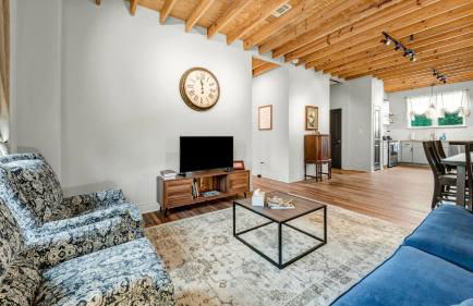 5-Star 2BR: Comfy, SuperHost Hospitality - Foto 9