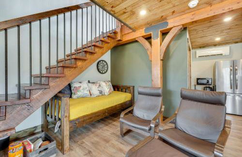 Riverside Galena Hideaway with Grills and Picnic Area - Foto 7