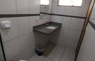 CASA - 3 quartos com ar - 2 banheiros - garagem para 2 carros - Foto 39