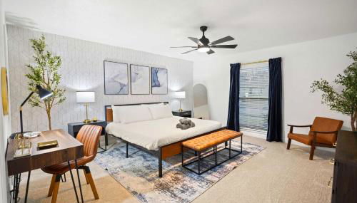 5-BD 2 5-BA Modern Retreat w Games & Hot Tub - Foto 3