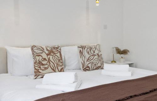 Cornerstone Cottage Orpington - Spacious 3 Bedroom Home - Sleeps 7 - Foto 20