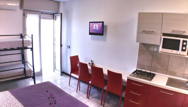 Stylish Studio With Gorgeous Pool - Beahost - Foto 2, Imagen principal