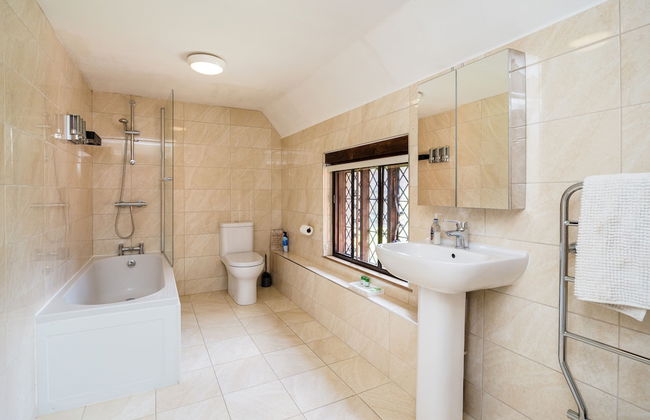 Gildridge Estat Large Group Tennis Court - Foto 4