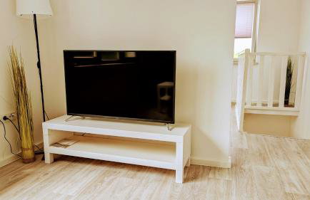 Moderne familienfreundliche Ferienwohnungen - Garten Wlan Parkplatz inkl - Foto 2