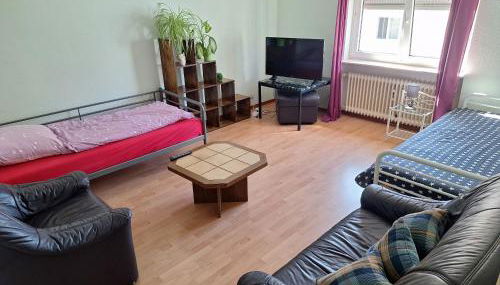 Ella Schmidt - Foto 2