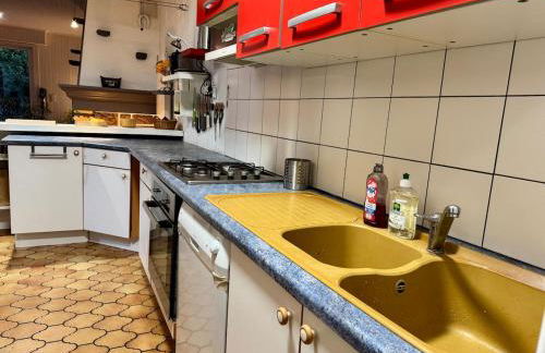 Villa unique, 50 mètres du jardin au lac - Photo 36