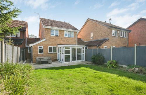 Stylish 4 Bed Trentham Retreat with Pool Table - Foto 14