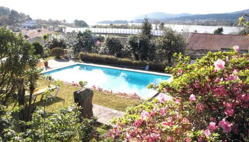 VNC13V4, encantadora casa e piscina, vista rio Min - Foto 3