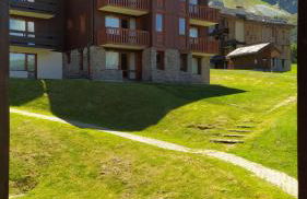 PARADISKI-BELLE PLAGNE, Altitude 2050m, APPART skis aux pieds 4 personnes - Foto 40