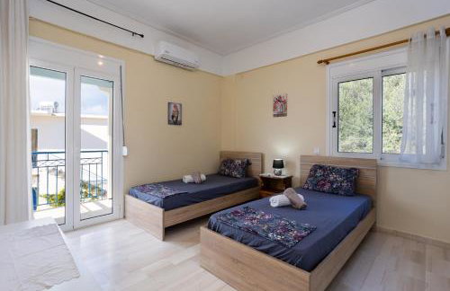 Koroni Seaview Retreats - Summer Escape Lodgings - Photo 47