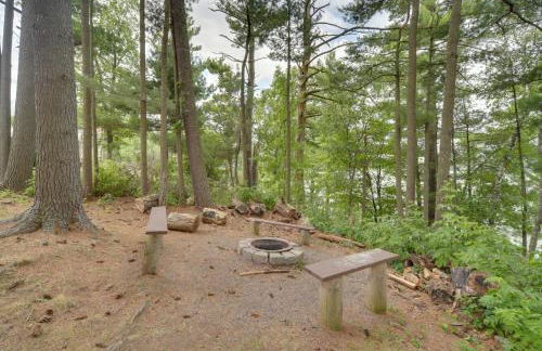 Lakefront Chetek Haven Dock, Screened Gazebo - Foto 34