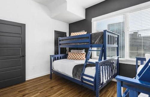 Gorgeous East Nashville House with Rooftop Patio, Garage, 9 Beds, 3 Miles to Downtown - Foto 27