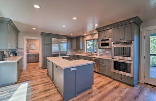 Hot Tub, Pool Table Luxe Reno Chalet with Mtn View! - Foto 10