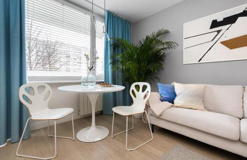 Apartament Bielany 3 min from metro with 5-meals per day diet catering, air conditioning and free parking - Foto 8