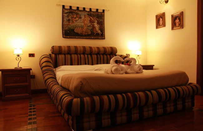 Marchese Sala - Photo 10