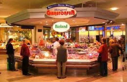 Schloss Weichs zu Regensburg mit 2Schlafzimmer Parkplatz Internet 75qm Zentrum - Foto 24