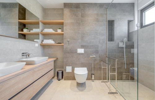 Sea Bliss Luxury Villa - Sevid - Photo 52