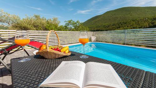 Matanovi dvori - Foto 1