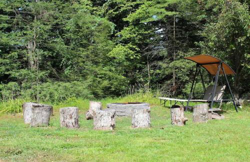 Scenic Views & River Access, Cozy River Home - Foto 51