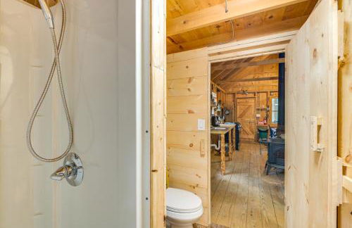 Riverfront Greenbush Studio with Porch and Views! - Foto 15