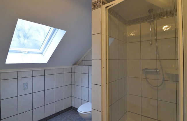 Holiday Home in Waimes With Pool & Sauna - Foto 20