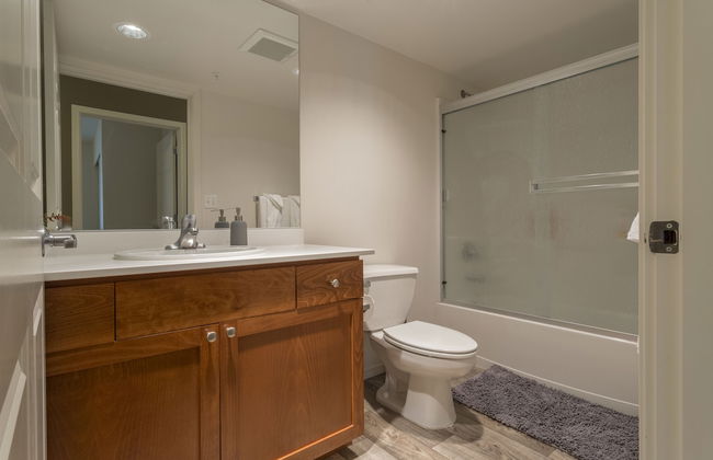 Domicile Suites at Elliott Bayview - Photo 22