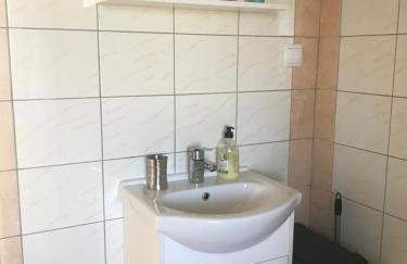 Charming Countryside Apartments - Photo 42