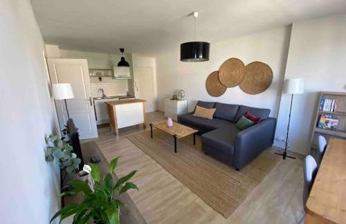 Charmant appartement ensoleillé-Terrasse - PARKING Gratuit - Isle sur la Sorgue - Photo 4