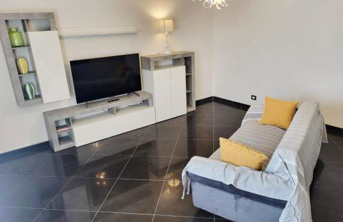 DOMUS LuNi Cinque Terre, wifi ,aria condizionata - Foto 15