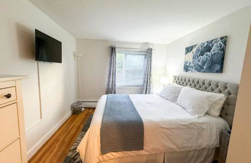 Sun-filled 2BR, In-Unit Laundry, Near T & Medical - Foto 3