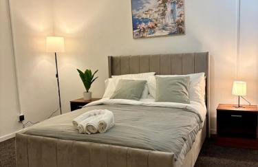 Bright and Spacious 2 Bed Flat Sleeps 5 - Foto 5