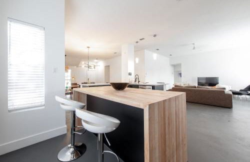 Sophisticated Minimalist Modern Home w/pool and spa - Foto 54