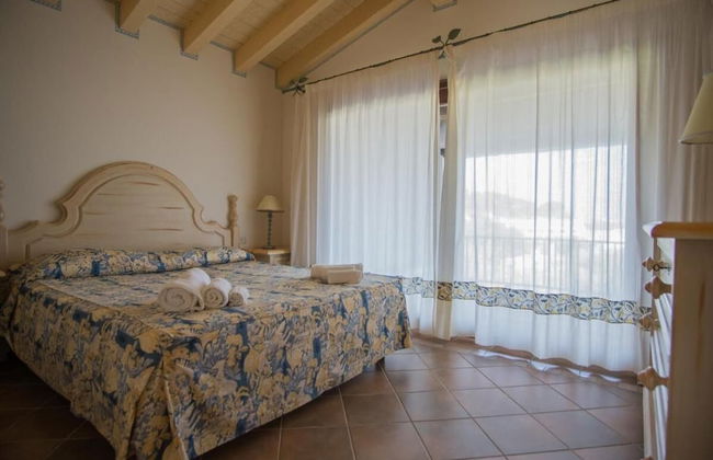 Beautiful Il Giardino Degli Oleandri 1 Bedroom Sleep 4, Plus Extra Child - Photo 2
