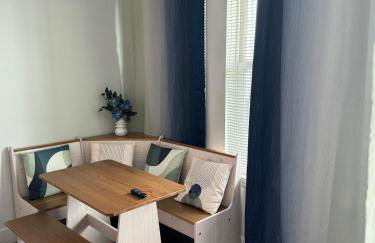 Peaceful Pad on Peters - Foto 3