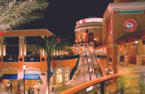 Stylish City Place WPB Escape King Bed and Den - Foto 29